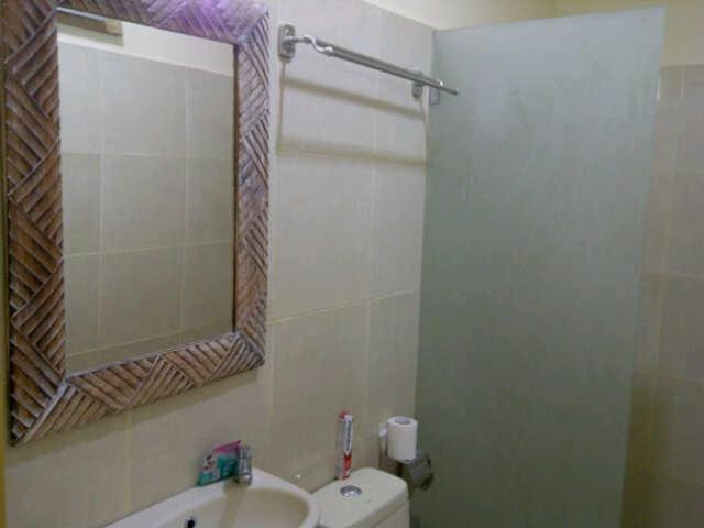Urbanview Hotel Wayan Mansion Denpasar Extérieur photo